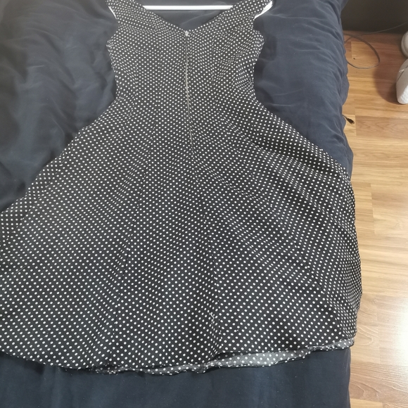 Black polka dot dress - Picture 5 of 5